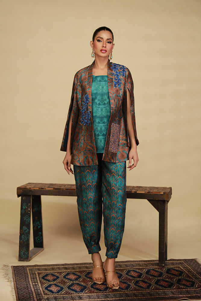 Shop Trendy Casual Dresses for Women | Shamaeel Ansari Designer