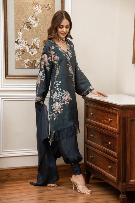 Shop Trendy Casual Dresses for Women | Shamaeel Ansari Designer